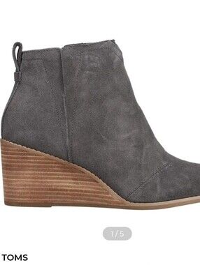 TOMS Clare Forged Iron Suede Gray Round-Toe Wedge Booties Sz 7 New W/tags
